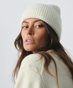 Latanyasofya.shop1e498542bd 1