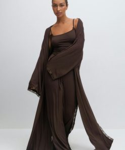 Latanyasofya.shop2be7dc3426 1