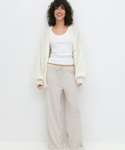 Latanyasofya.shop2f0a46180a 1