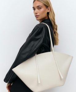 Latanyasofya.shop5f6040a261 1