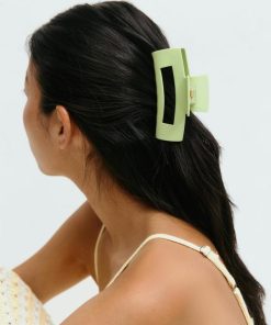 Latanyasofya.shopeddacb0364 3